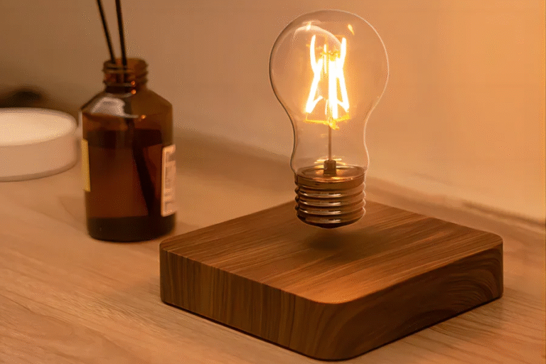 A Luminária do Futuro: Conheça a Lâmpada Flutuante que Vai Hipnotizar Seu Espaço